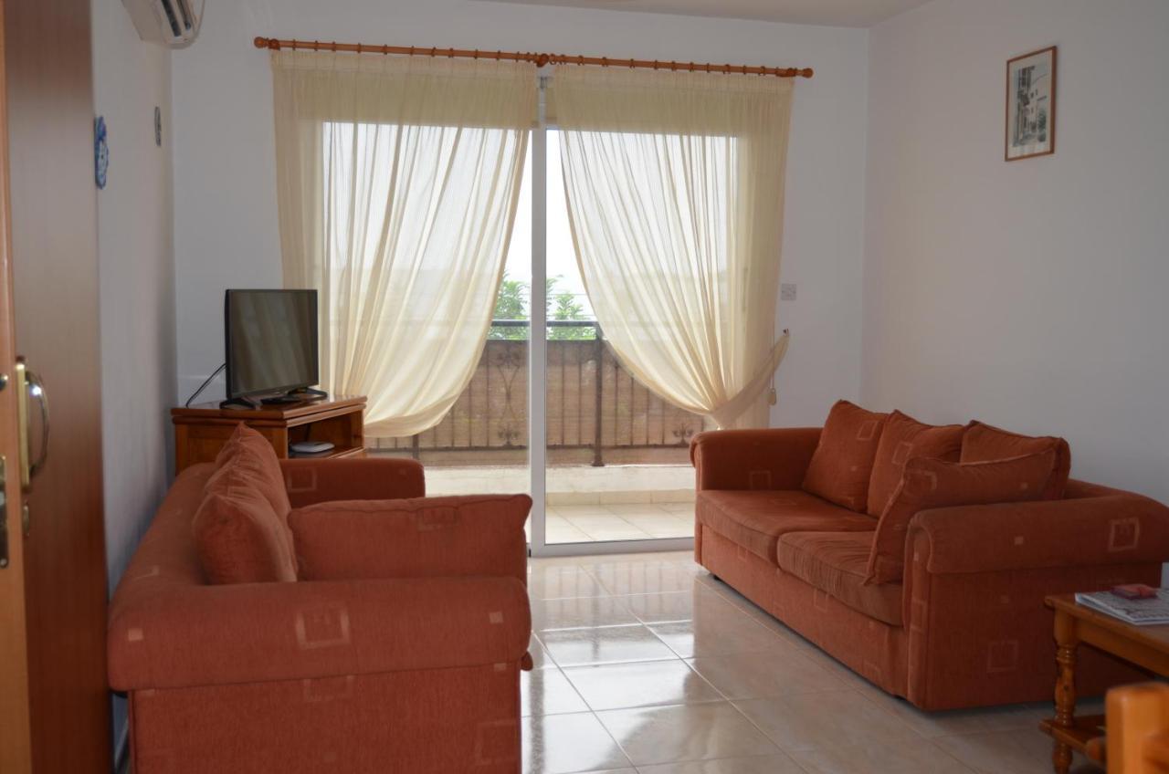 Ithaki Gardens Apartment 107 Пафос Екстериор снимка
